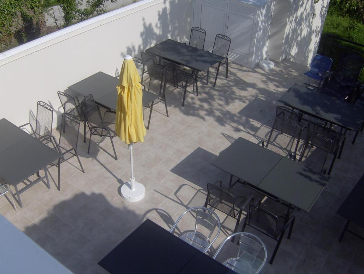 Hostel Albergue Internacional Sarria Zewnętrze zdjęcie