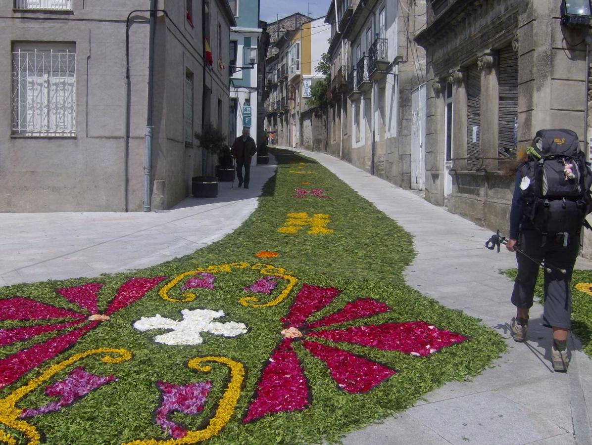 Hostel Albergue Internacional Sarria Zewnętrze zdjęcie